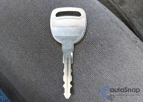 2005 Chevrolet Tahoe Ls z USA, uszkodzony, nr VIN 1GNEC13T85R218643